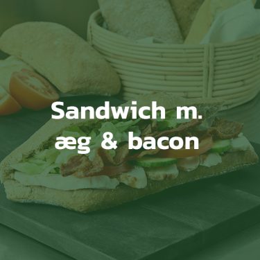 Sandwich med æg og bacon